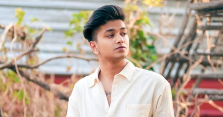 tushar silawat age